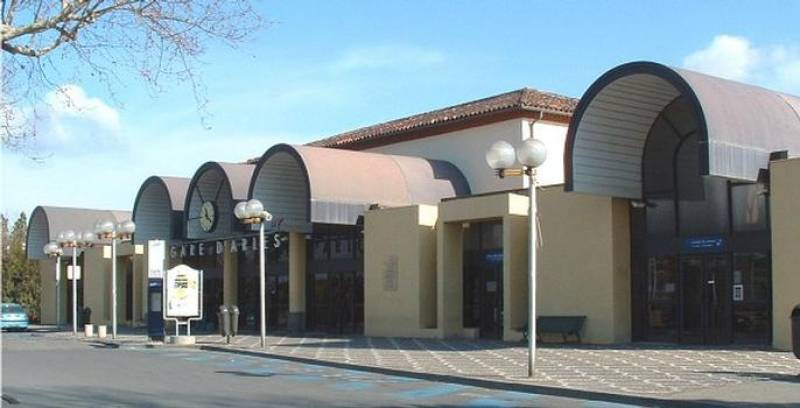 Gare d' Arles